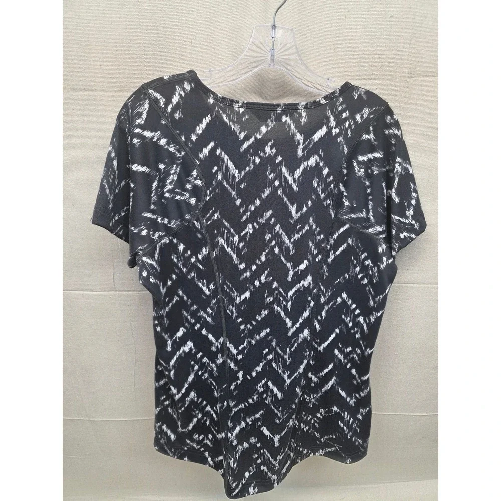 The‎ North Face Womens Black White Chevron Ikat Print Active T-Shirt Size L - Picture 4 of 6